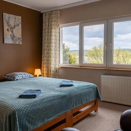 Gosciniec Skolimowka Restauracja I Ze Sniadaniem Na Kaszubach * フミエルノ