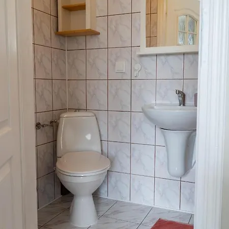 Gosciniec Skolimowka Restauracja I Ze Sniadaniem Na Kaszubach Hostel *