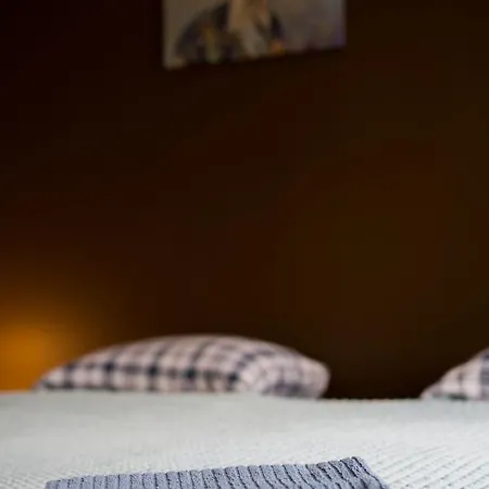 Gosciniec Skolimowka Restauracja I Ze Sniadaniem Na Kaszubach フミエルノ