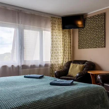 ホステル Gosciniec Skolimowka Restauracja I Ze Sniadaniem Na Kaszubach