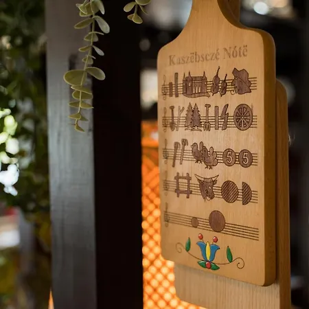 Gosciniec Skolimowka Restauracja I Ze Sniadaniem Na Kaszubach *