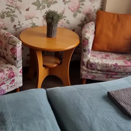 Gosciniec Skolimowka Restauracja I Ze Sniadaniem Na Kaszubach *