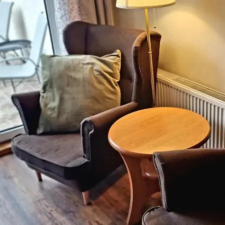 Hostel Gosciniec Skolimowka Restauracja I Ze Sniadaniem Na Kaszubach *