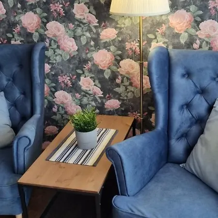 Ferienhaus Gosciniec Skolimowka Restauracja I Ze Sniadaniem Na Kaszubach *