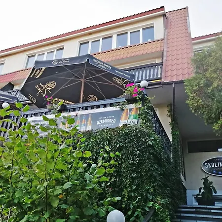 Hostel Gosciniec Skolimowka Restauracja I Ze Sniadaniem Na Kaszubach Chmielno