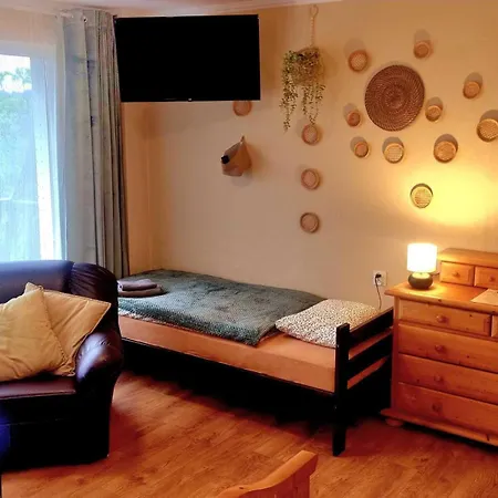 Gosciniec Skolimowka Restauracja I Ze Sniadaniem Na Kaszubach