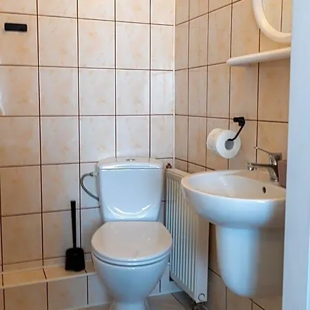 Gosciniec Skolimowka Restauracja I Ze Sniadaniem Na Kaszubach Vandrarhem