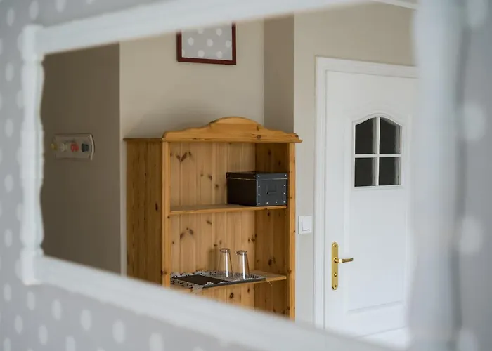 Hostel Gosciniec Skolimowka Restauracja I Ze Sniadaniem Na Kaszubach Chmielno