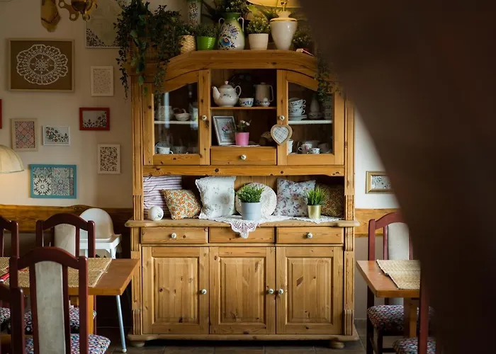 Gosciniec Skolimowka Restauracja I Ze Sniadaniem Na Kaszubach חמיילנו