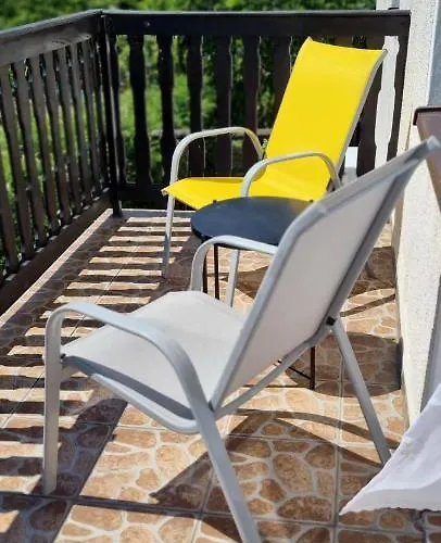 Gosciniec Skolimowka Restauracja I Ze Sniadaniem Na Kaszubach Chmielno