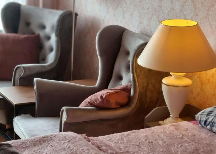 Gosciniec Skolimowka Restauracja I Ze Sniadaniem Na Kaszubach * Chmielno